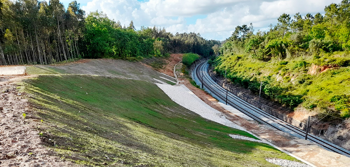 Conclusão de Empreitada de Estabilização de Talude na Linha do Norte