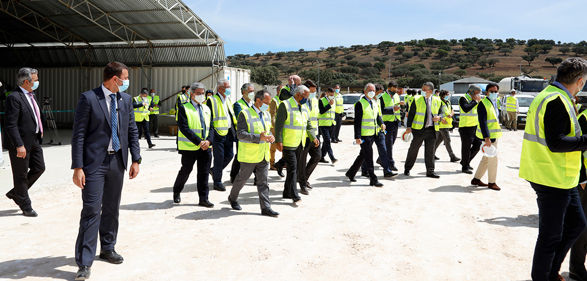 Primeiro-Ministro visita a Obra do Troço Freixo-Alandroal