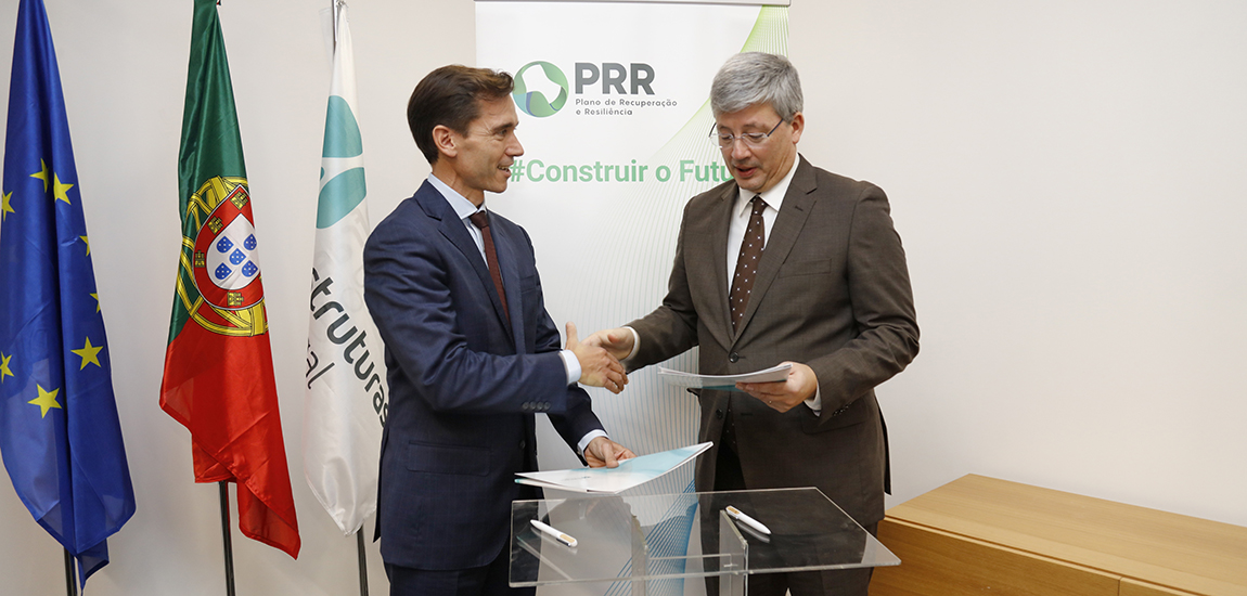 Assinatura do contrato para a construção do troço final da Variante à EN14: foto 1