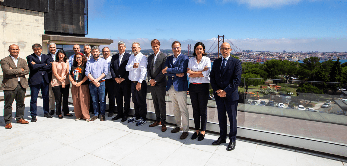 Fotografia 1 - Reunião da IP com a RNE sobre processo TTR