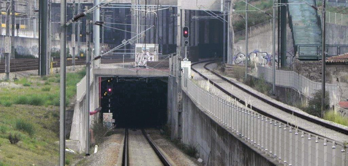 Tratamento do betão armado no Túnel de Campanhã, na Linha do Minho