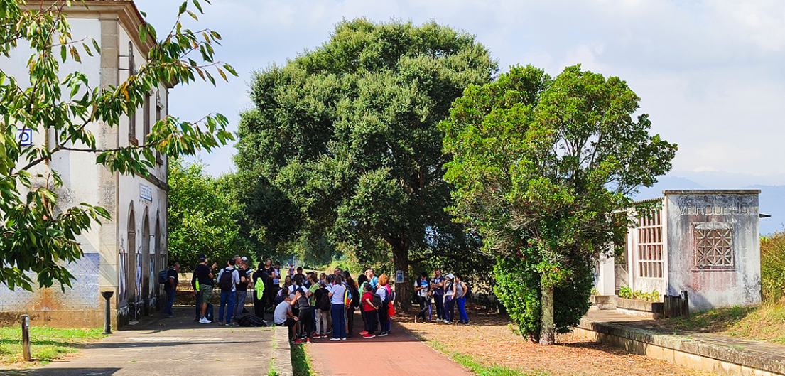 Fotografia da  visita e caminhada ao Ramal de Monção