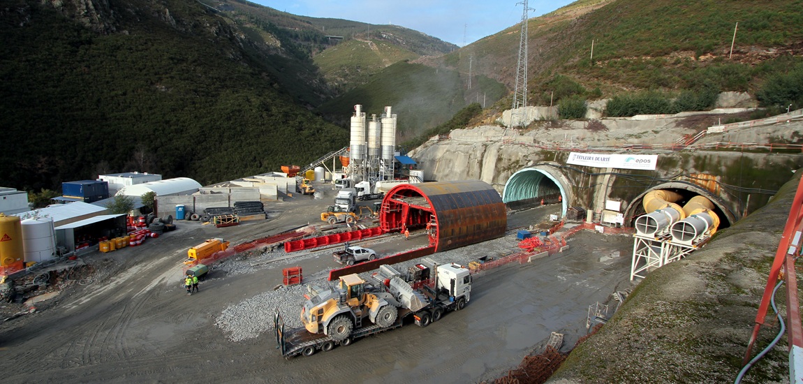 Construção Túnel do Marão