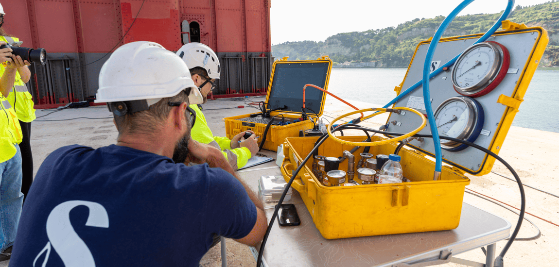 Equipamento técnico para as inspeções subaquáticas aos pilares da Ponte 25 de Abril